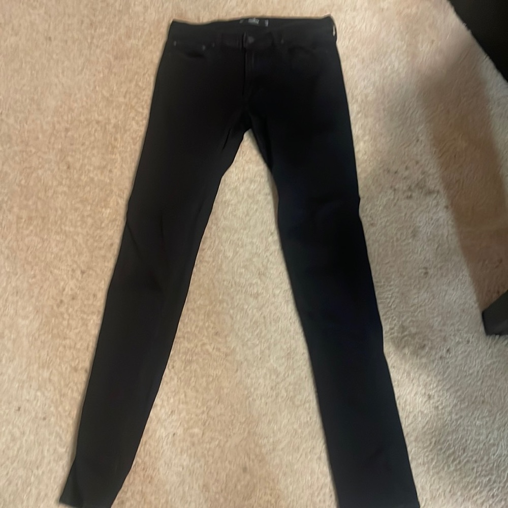 Black skinny jeans